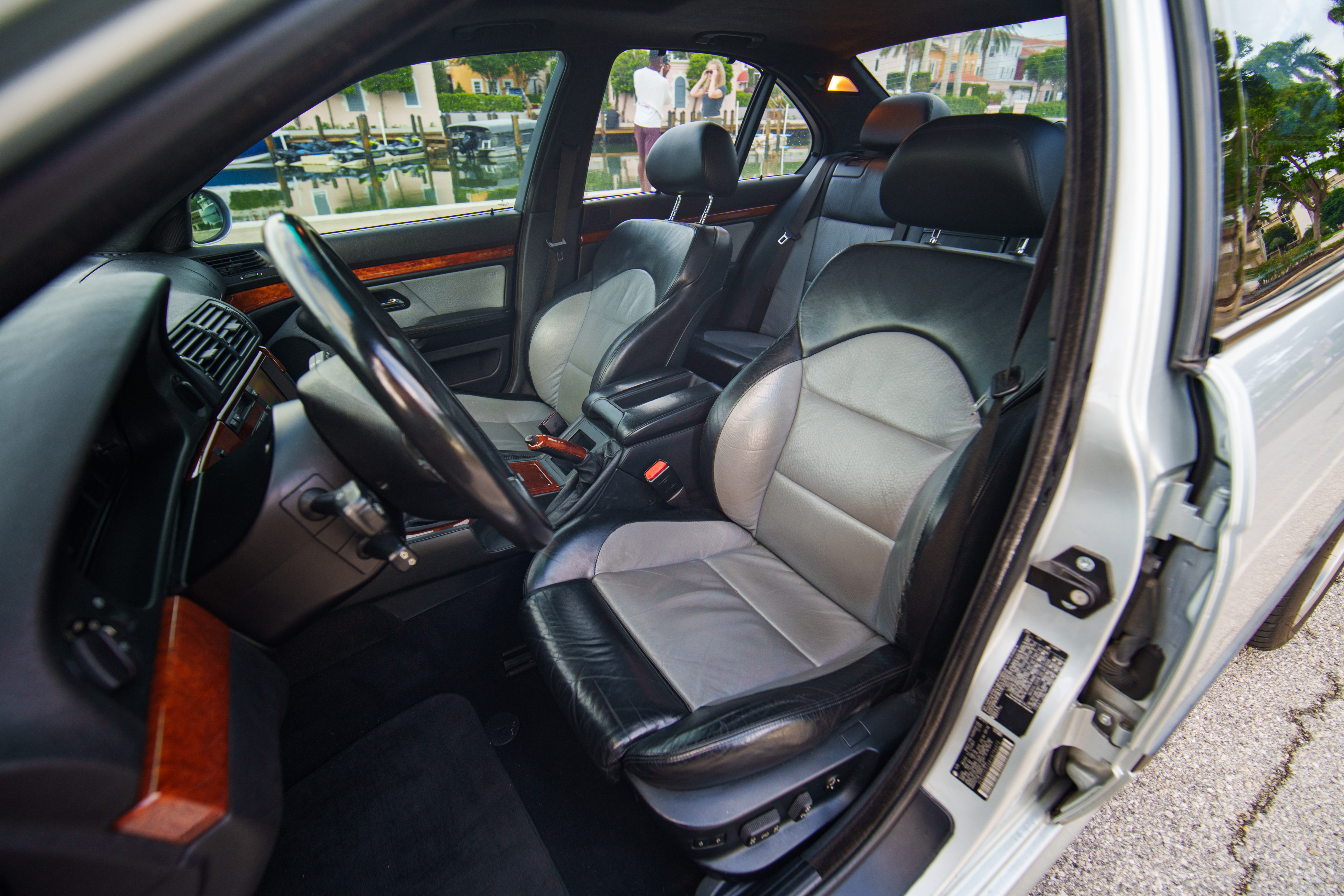 Used 2000 BMW M5 RWD image 4