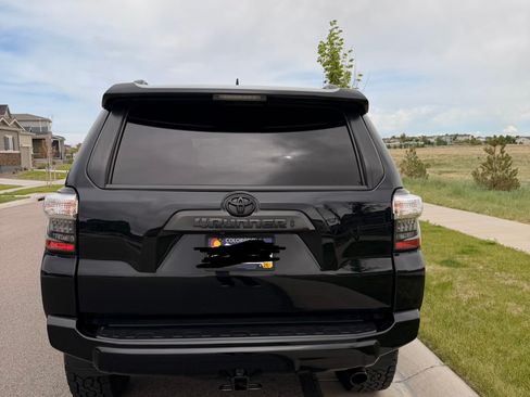 Used 2020 Toyota 4Runner TRD Off-Road Premium w/ Moonroof Package AWD/4WD image 10