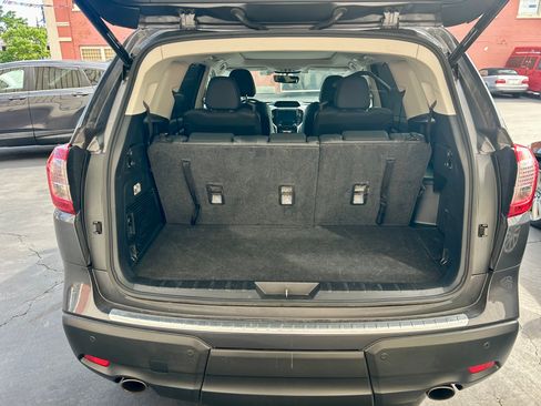 Used 2019 Subaru Ascent Limited AWD/4WD image 9