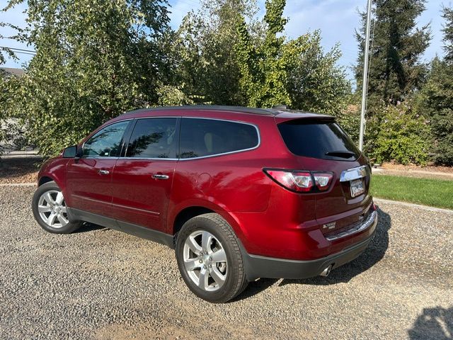 Used 2017 Chevrolet Traverse Premier AWD/4WD image 2