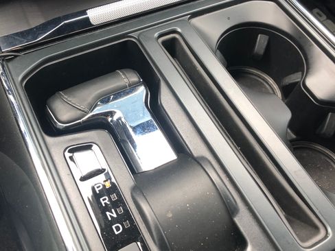 Used 2021 Ford F150 Lariat w/ Equipment Group 502A High image 13