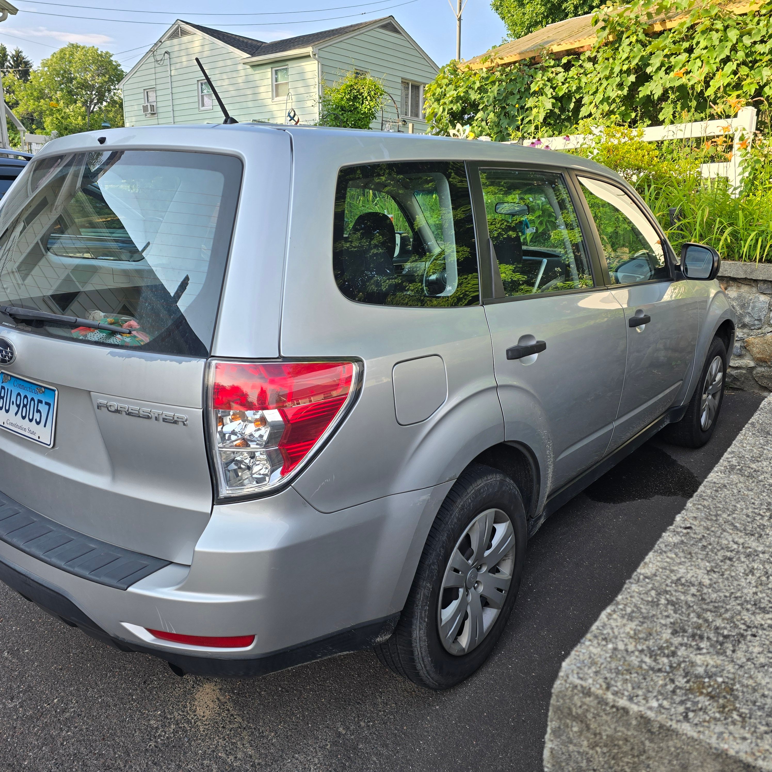Used 2009 Subaru Forester 2.5X AWD/4WD image 5