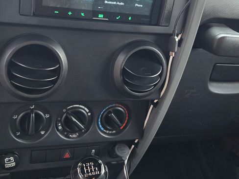 Used 2010 Jeep Wrangler Sport image 8