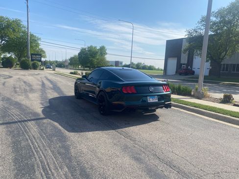 Used 2019 Ford Mustang Bullitt RWD image 5