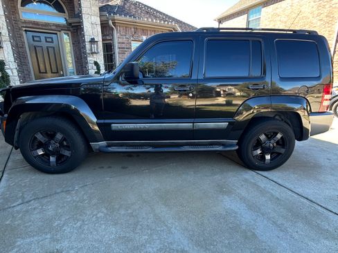 Used 2008 Jeep Liberty Sport w/ Popular Equipment Group image 1
