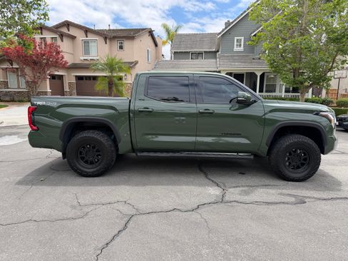 Used 2022 Toyota Tundra SR5 w/ TRD Off-Road Package AWD/4WD image 15
