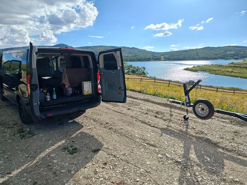 Used 2018 Ford Transit 350 XLT image 1