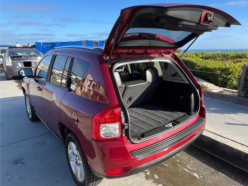 Used 2012 Jeep Compass Latitude w/ Sun/Sound Group FWD image 25