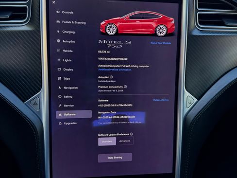 Used 2017 Tesla Model S 75D image 16