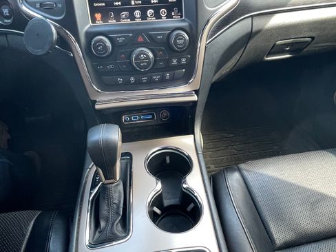 Used 2016 Jeep Grand Cherokee Summit AWD/4WD image 16
