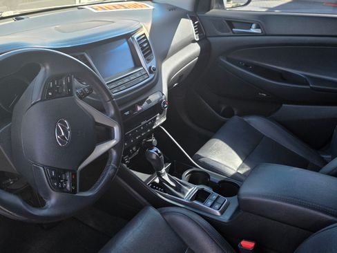 Used 2017 Hyundai Tucson Limited w/ Limited Ultimate Package 03 image 6