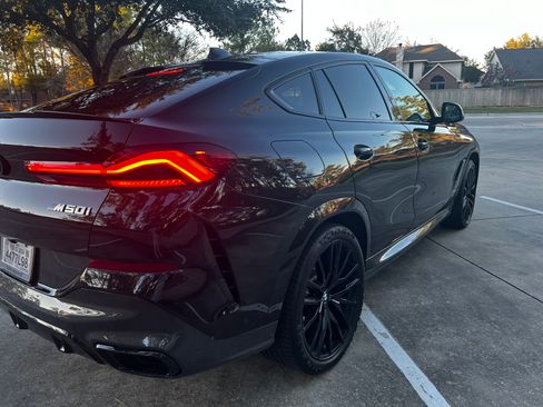 Used 2022 BMW X6 M50i w/ Executive Package image 6