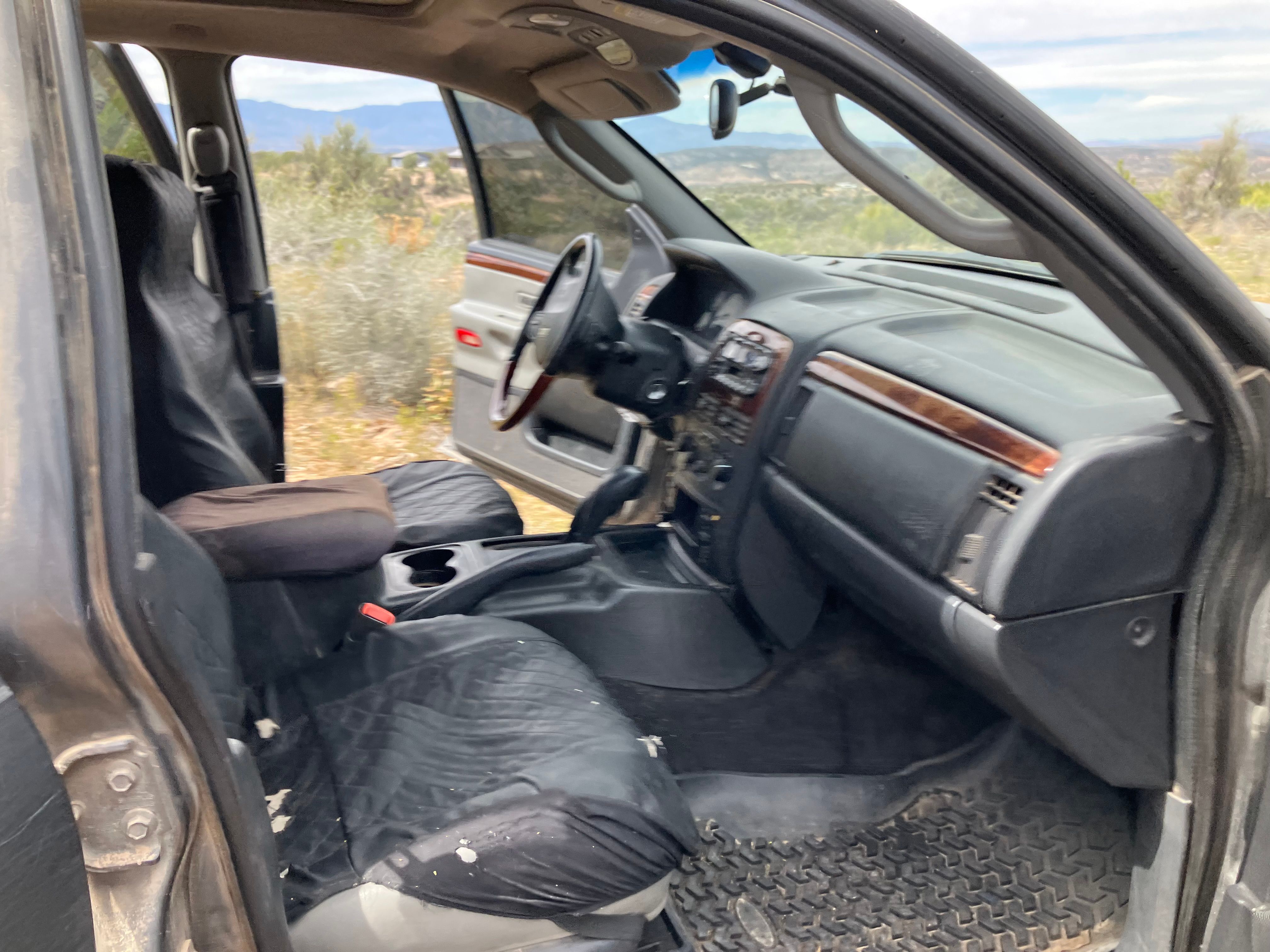 Used 2003 Jeep Grand Cherokee Overland AWD/4WD image 4