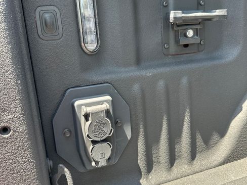 Used 2021 Ford F250 Lariat w/ Tremor Off-Road Package image 30