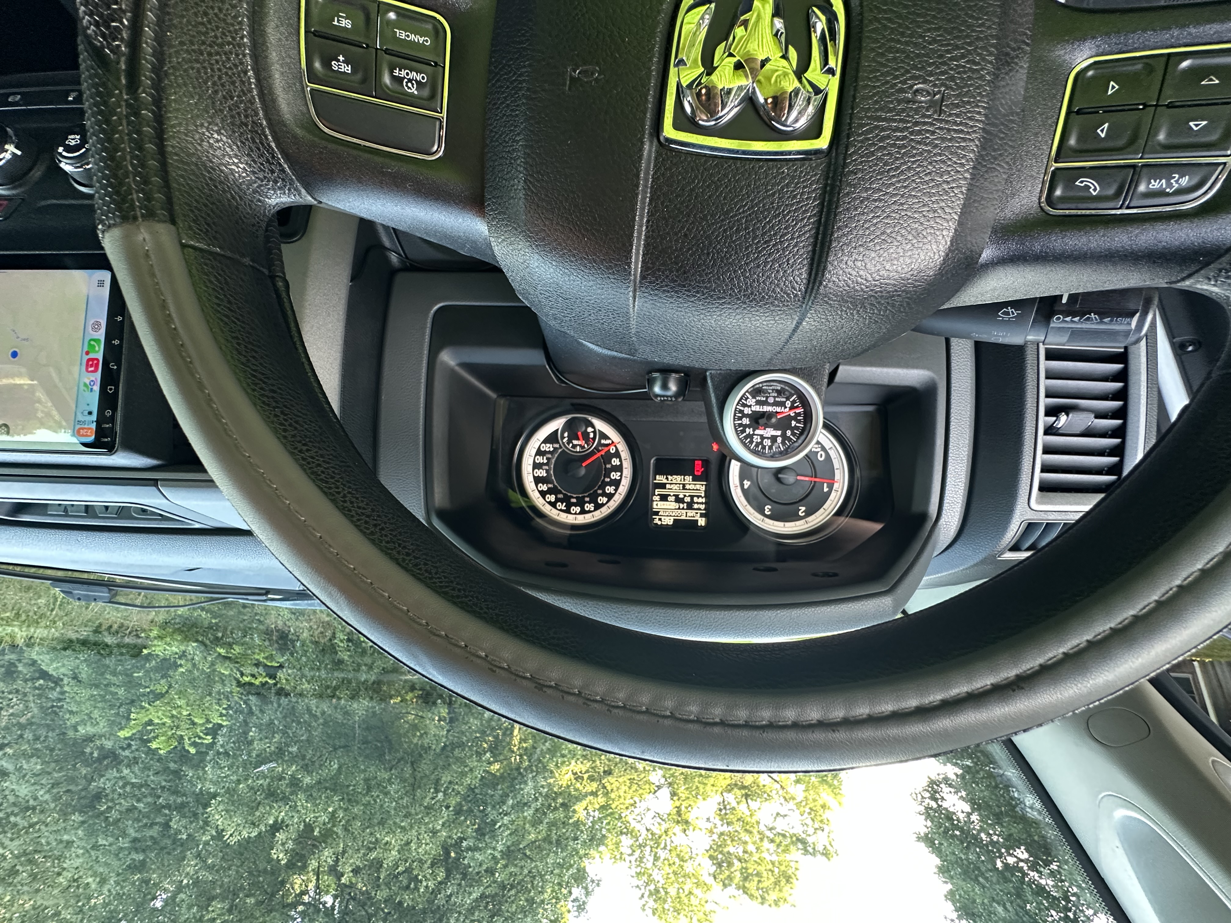 Used 2015 RAM 2500 Tradesman AWD/4WD image 22