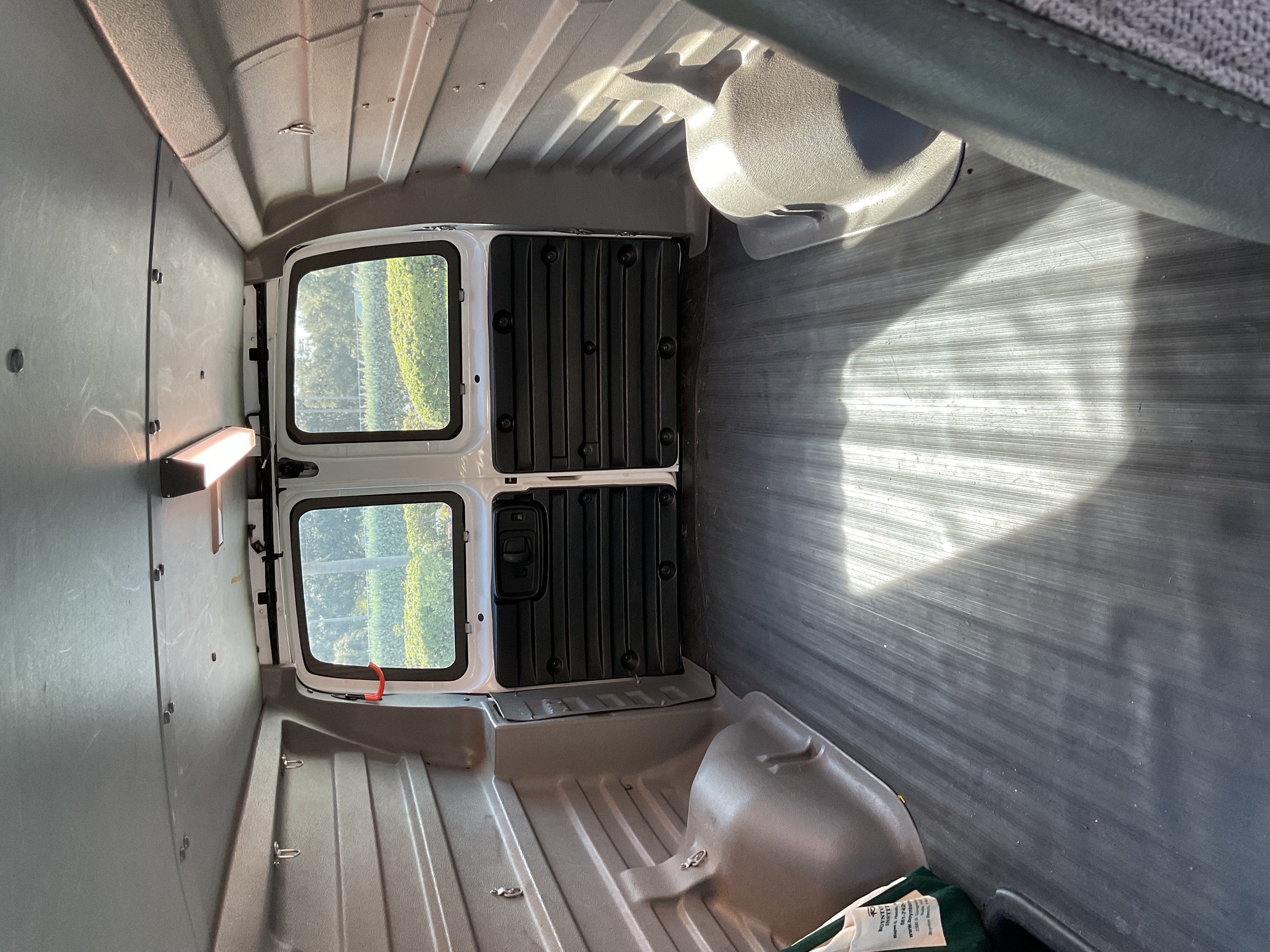 Used 2013 GMC Savana 2500 RWD image 6