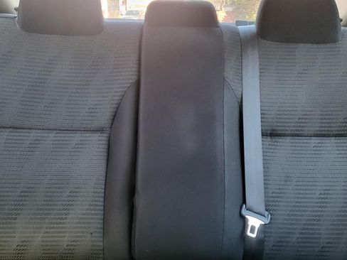 Used 2020 Nissan Versa SV image 21