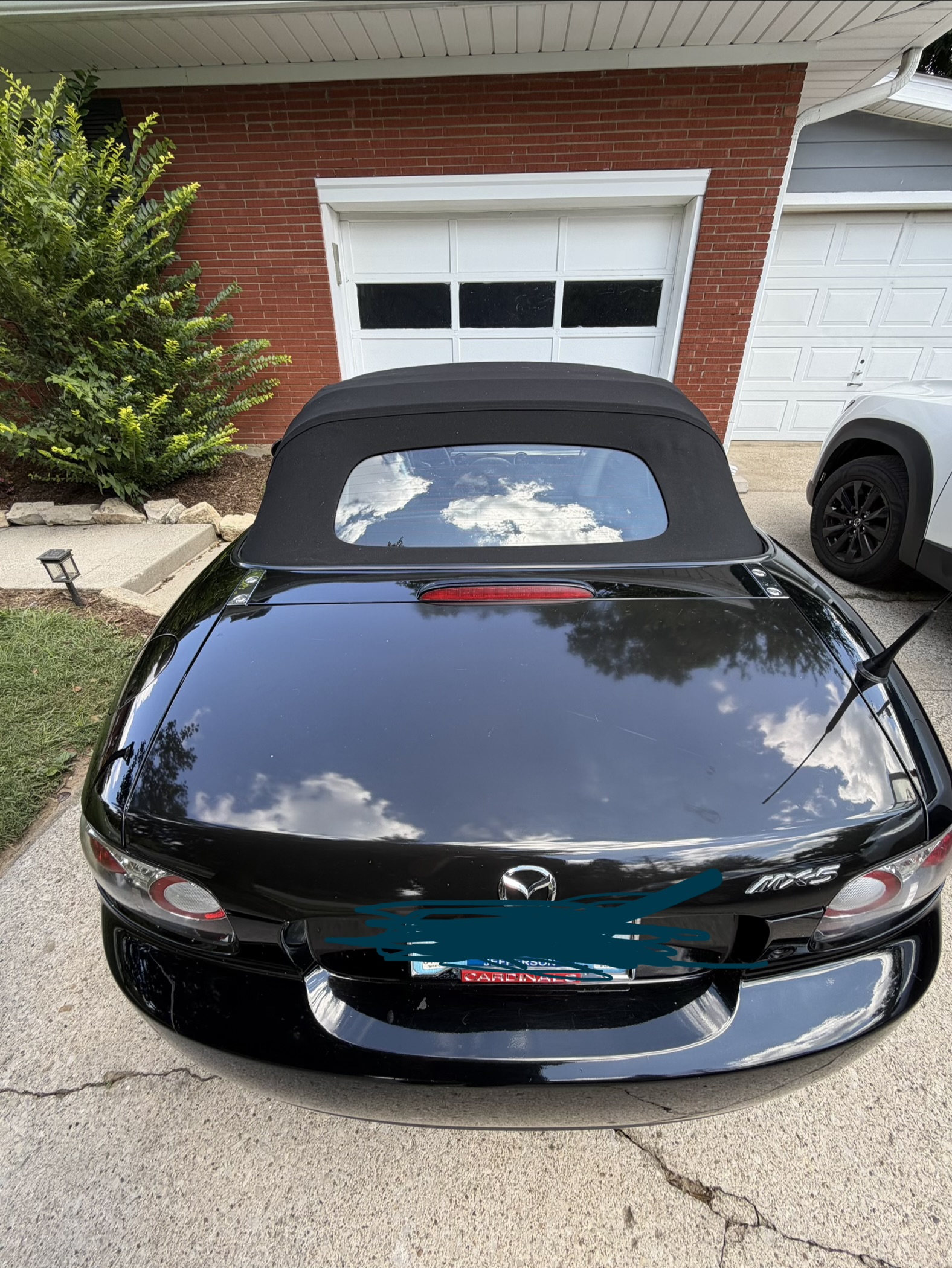 Used 2006 MAZDA MX-5 Miata Grand Touring RWD image 13