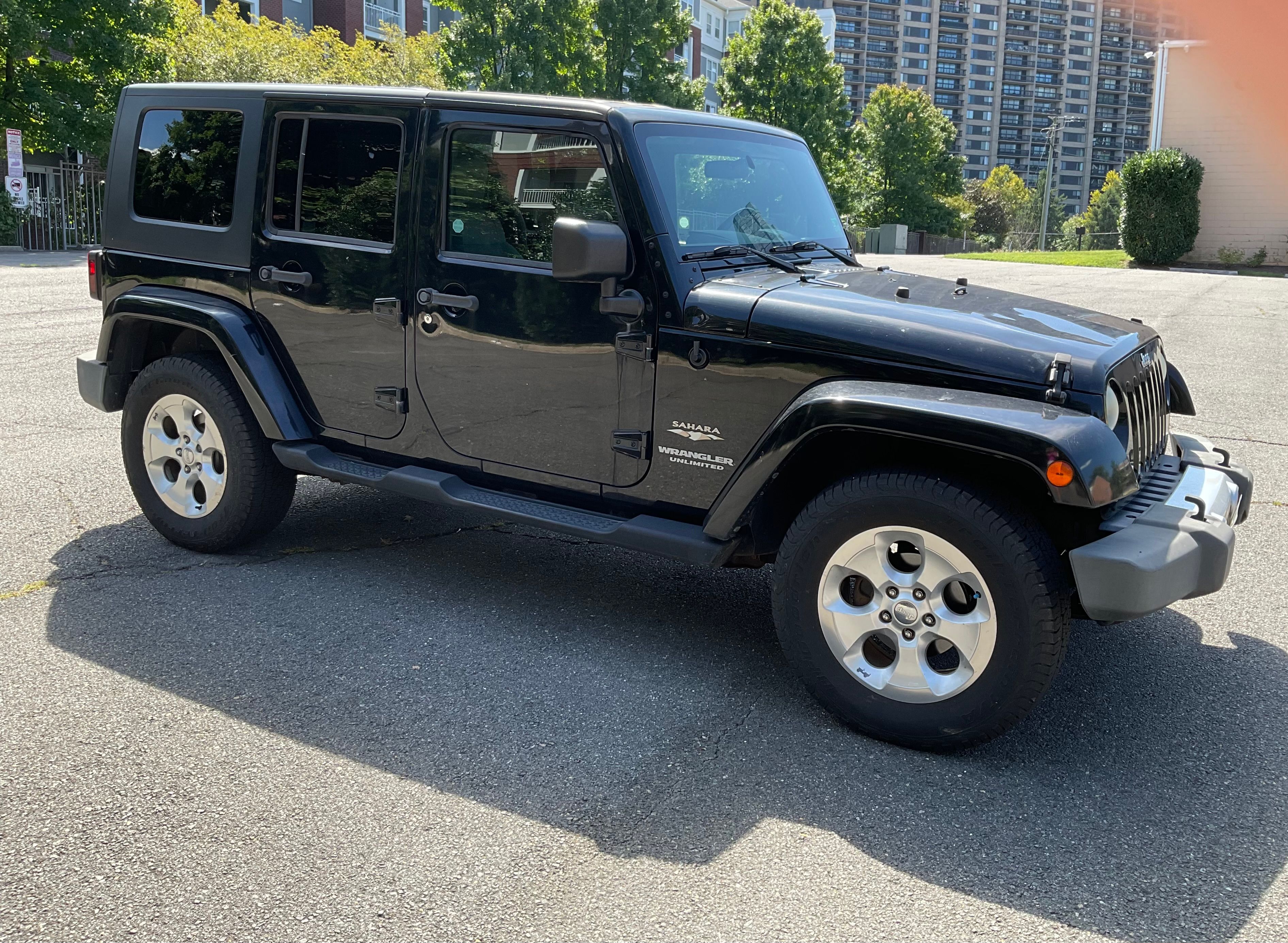 Used 2008 Jeep Wrangler Unlimited Sahara w/ Trailer Tow Group AWD/4WD image 1