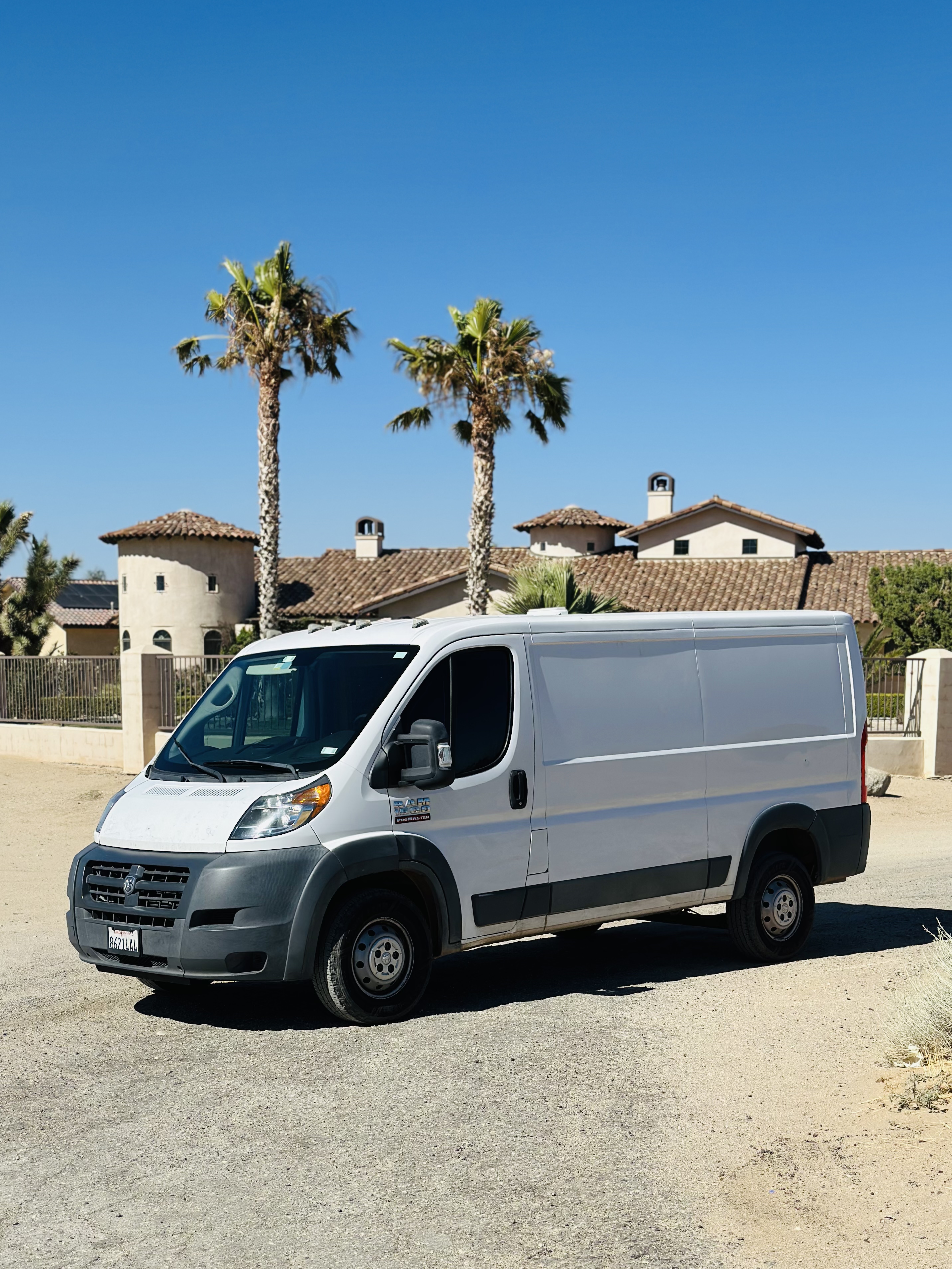 Used 2018 RAM ProMaster 1500 FWD image 1