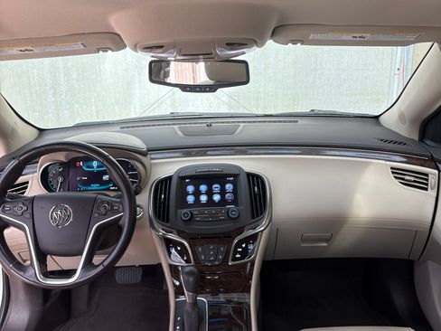 Used 2016 Buick LaCrosse Leather image 9