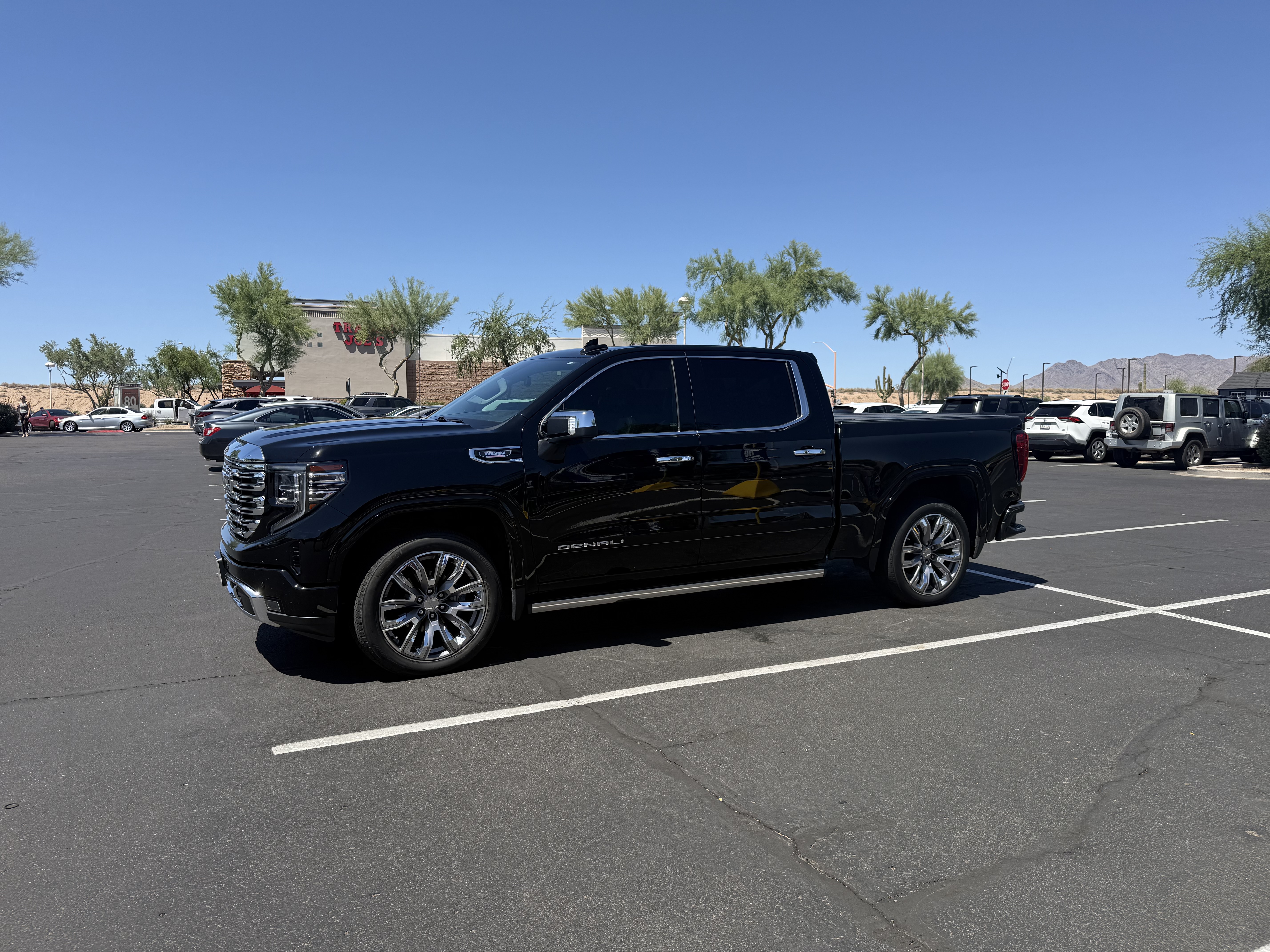 Used 2023 GMC Sierra 1500 Denali w/ Denali Reserve Package AWD/4WD image 5
