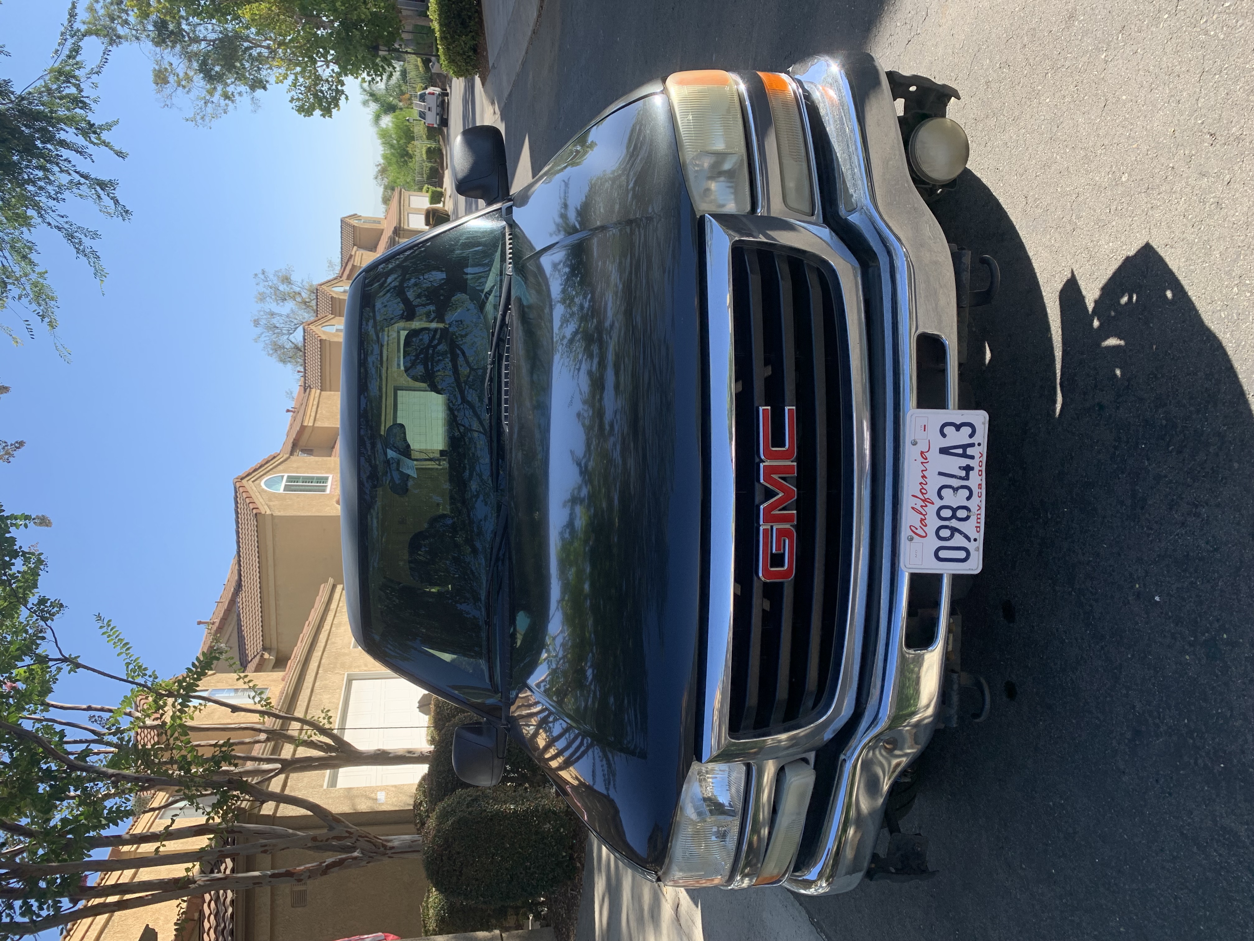 Used 2003 GMC Sierra 1500 SLE w/ Professional Package RWD image 1