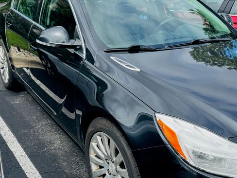 Used 2012 Buick Regal Leather image 4