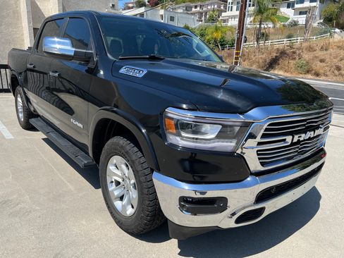 Used 2022 RAM 1500 Laramie AWD/4WD image 9