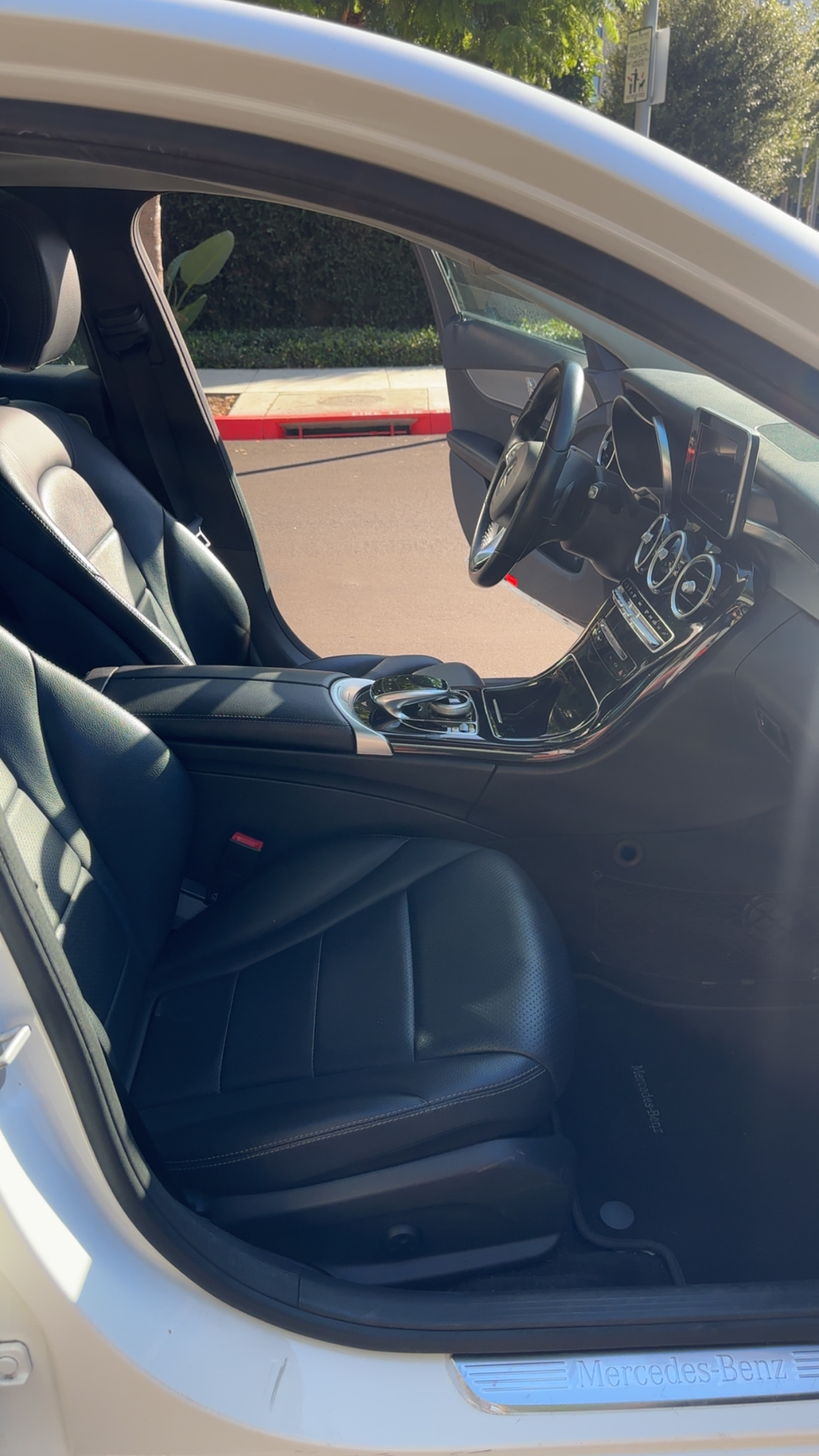 Used 2016 Mercedes-Benz C 300 Sedan image 19