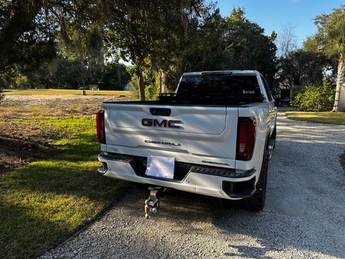 Used 2020 GMC Sierra 2500 Denali w/ Denali Ultimate Package image 4