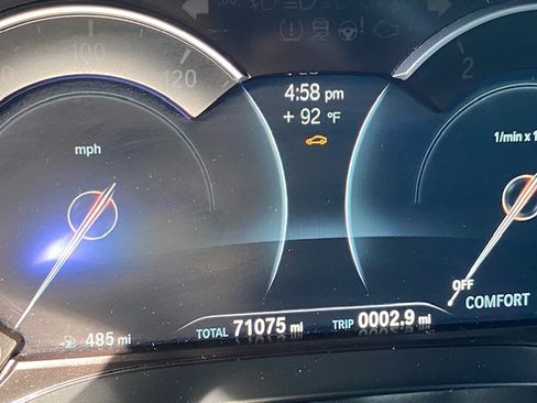 Used 2019 BMW 530i xDrive image 10