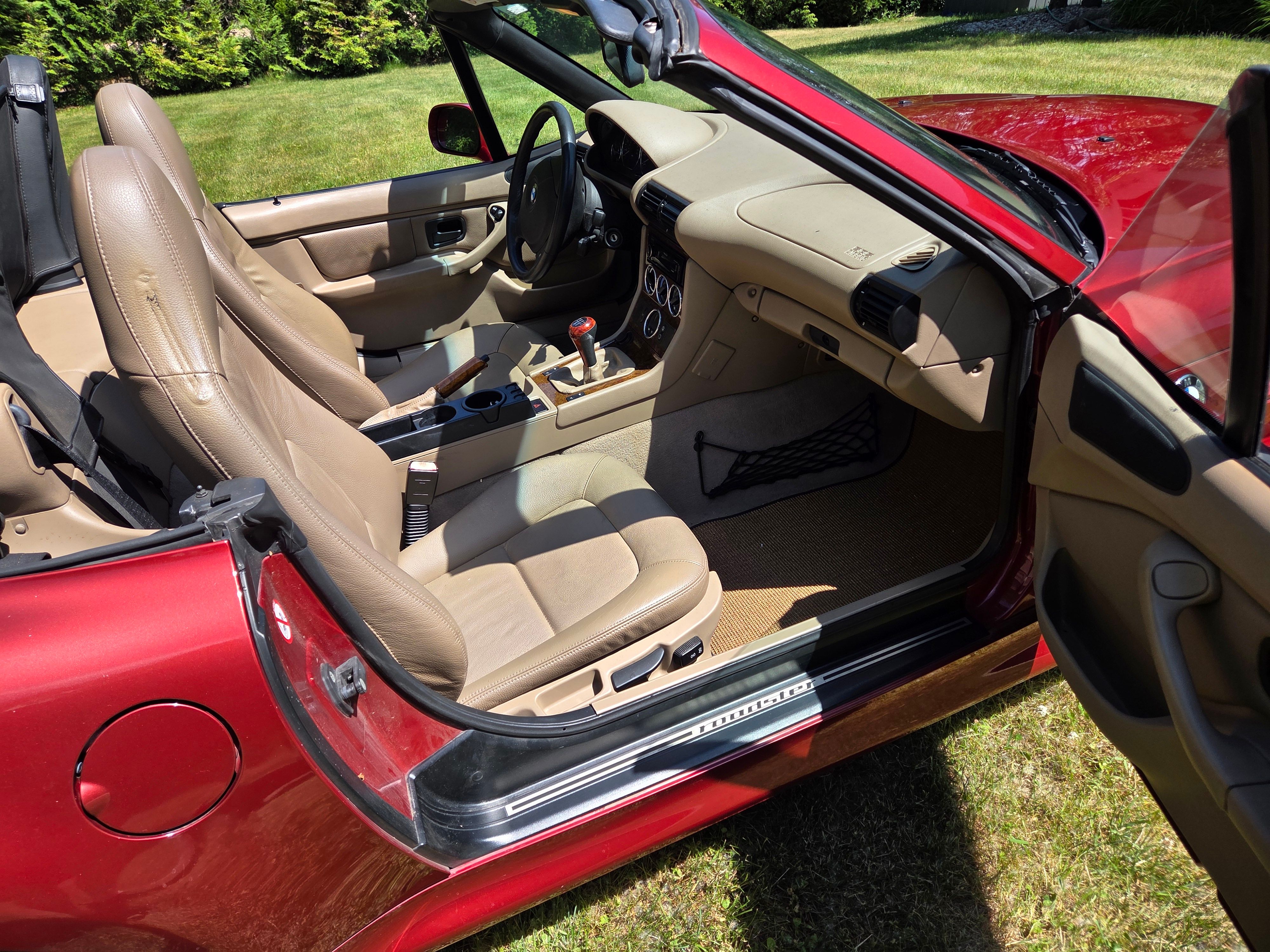Used 2002 BMW Z3 2.5i RWD image 8