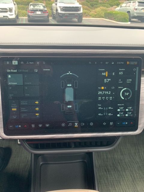Used 2022 Rivian R1T Launch Edition AWD/4WD image 4