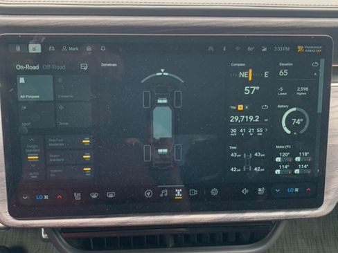 Used 2022 Rivian R1T Launch Edition image 4