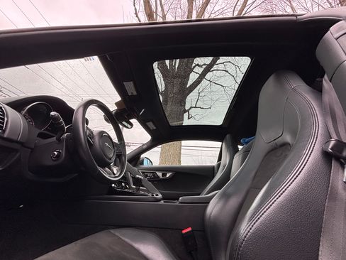 Used 2016 Jaguar F-TYPE Coupe image 14