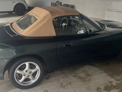 Used 1999 MAZDA MX-5 Miata RWD image 20