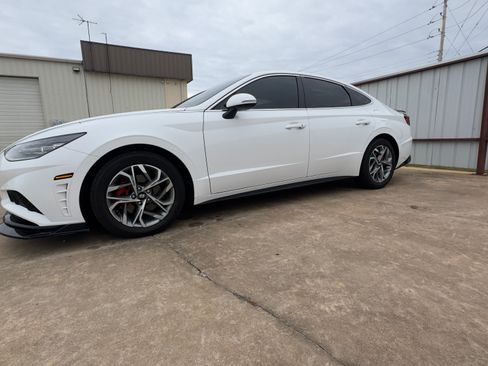 Used 2023 Hyundai Sonata SEL image 1