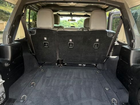 Used 2020 Jeep Wrangler Unlimited Sport S AWD/4WD image 13