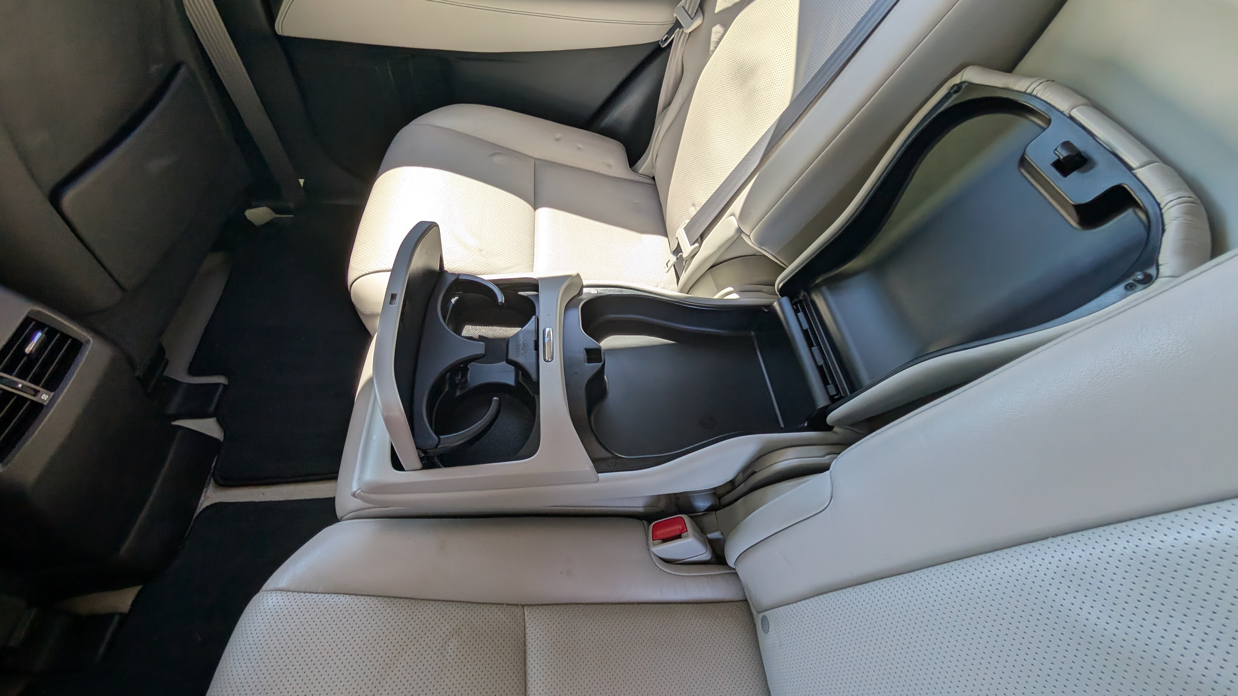 Used 2013 Lexus RX 350 FWD w/ Premium Pkg image 26