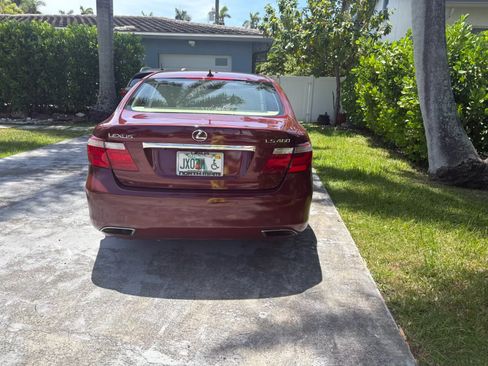 Used 2007 Lexus LS 460 w/ Comfort Pkg RWD image 5