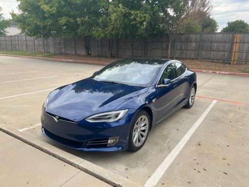 Used 2020 Tesla Model S Long Range Plus AWD/4WD image 8
