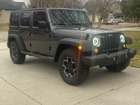 Used 2017 Jeep Wrangler Unlimited Sport w/ Quick Order Package 24S image 2