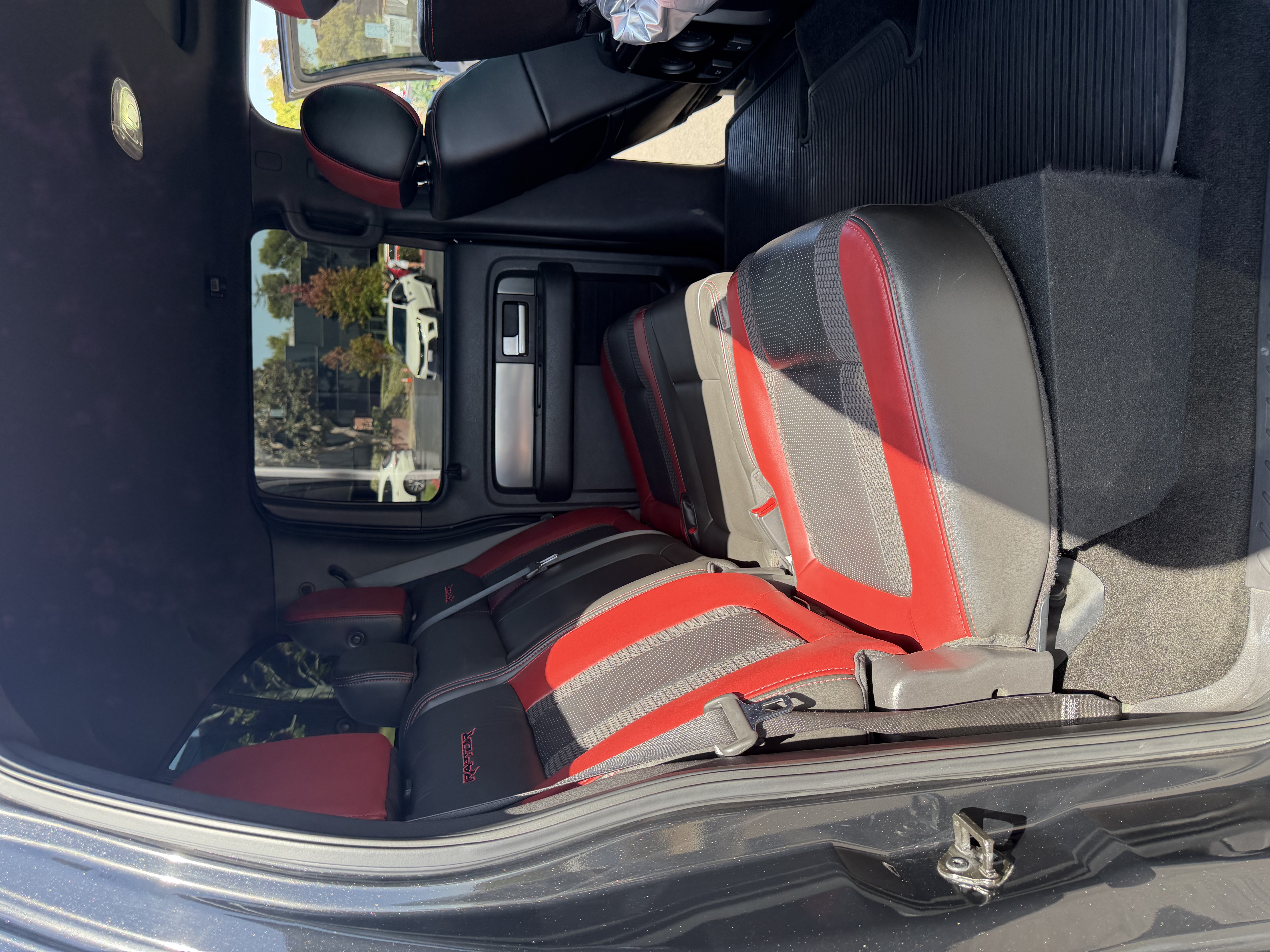 Used 2014 Ford F150 Raptor w/ Equipment Group 801A Luxury AWD/4WD image 29