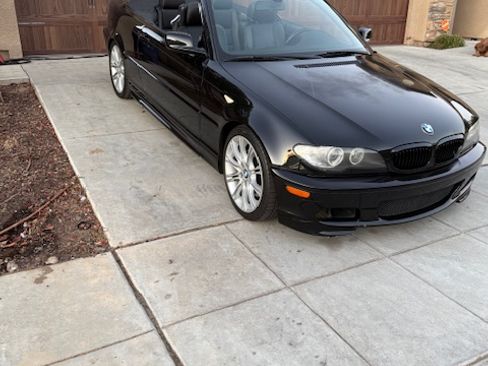 Used 2006 BMW 330Ci Convertible image 2