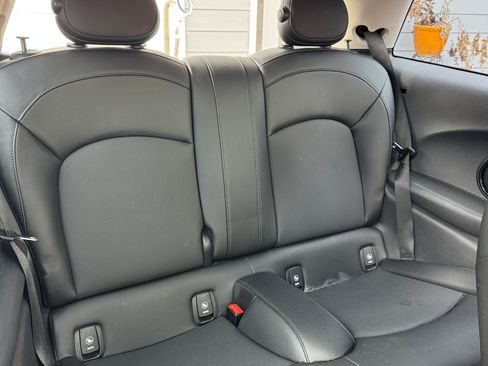 Used 2017 MINI Cooper 2-Door Hardtop image 15