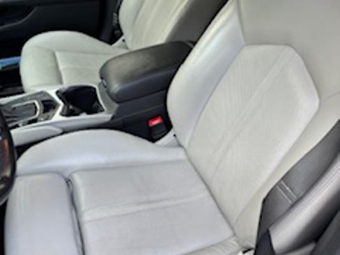 Used 2015 Cadillac SRX Luxury FWD image 12