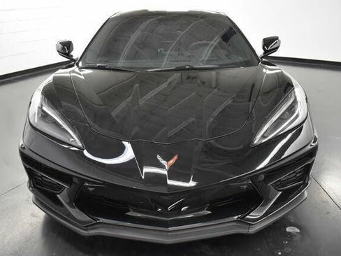 Used 2021 Chevrolet Corvette Stingray Premium Cpe w/ Z51 Performance Package image 2