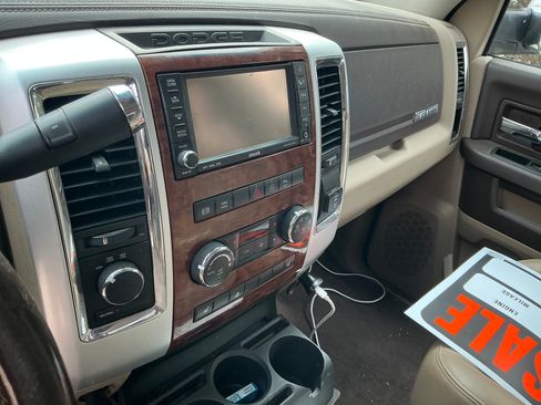 Used 2010 Dodge Ram 3500 Truck Laramie w/ Chrome Accents Group image 8