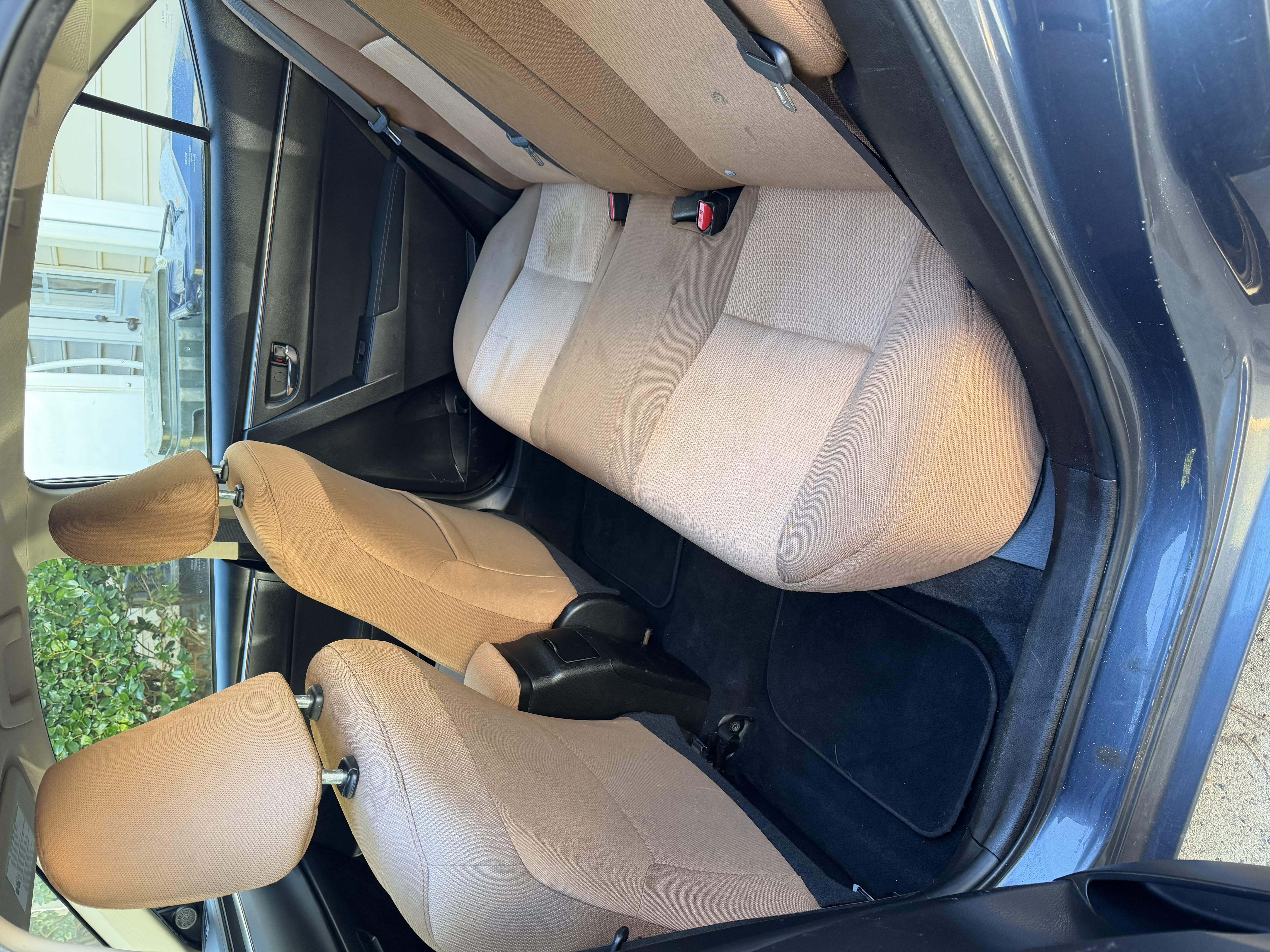 Used 2014 Toyota Corolla LE FWD image 12